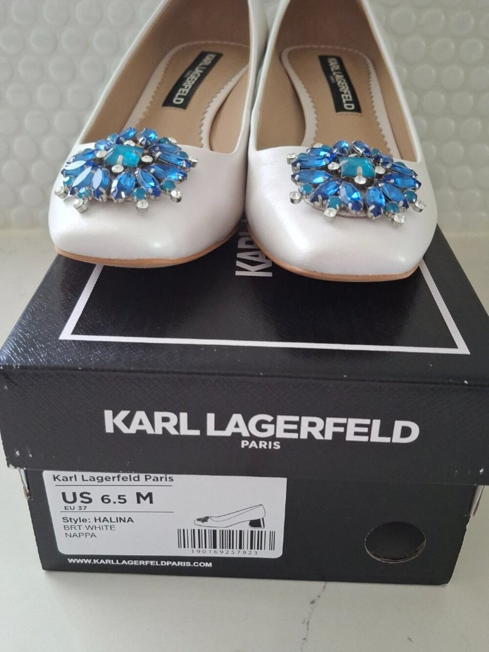 Karl Lagerfeld Halina White Nappa Leather Embellished Crystal Pump Shoe 6.5